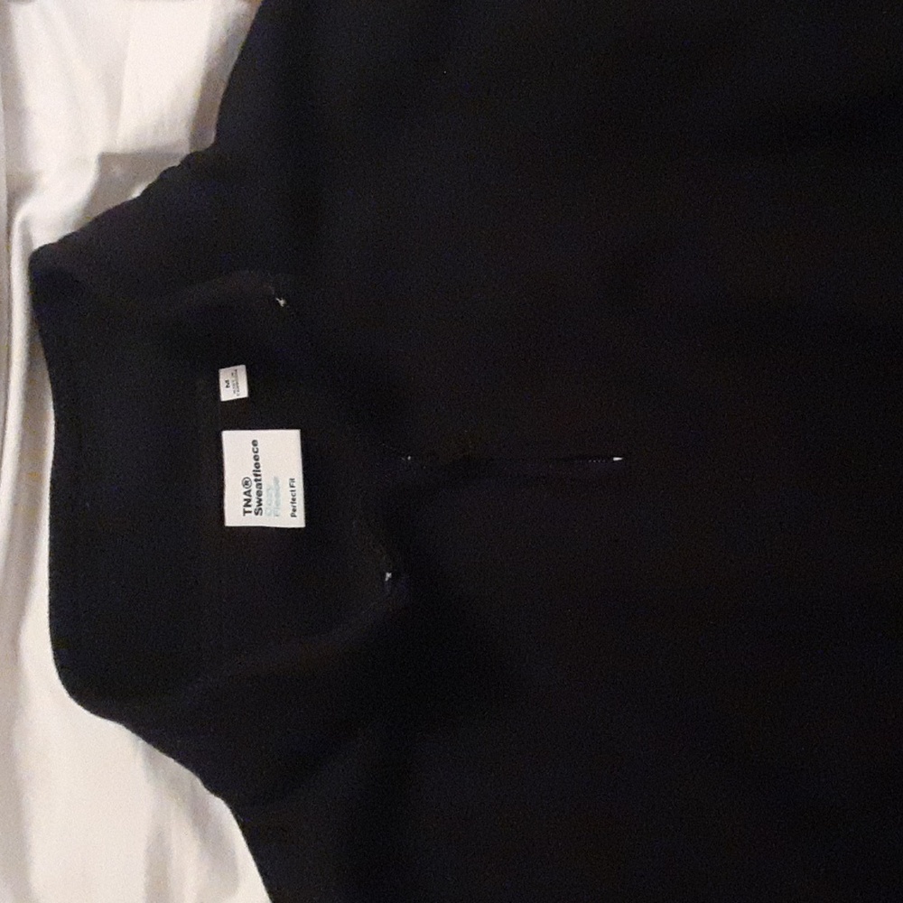 Aritzia TNA 1/4 zip fleece Medium